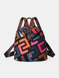 Mochila de cuero genuino con remaches de patchwork