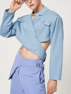 Short blazer with irregular crossover slits