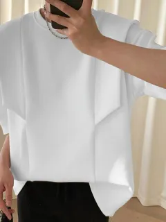 Camiseta casual con retazos irregulares para hombre