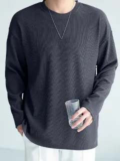 Plain long-sleeved T-shirt with opening