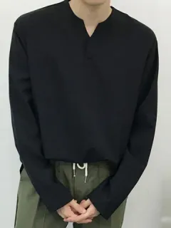 Men's V Neck Long Sleeve T-shirt