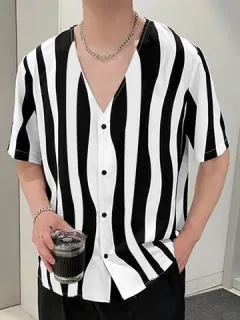 V-neckline with wavy stripes Shirt