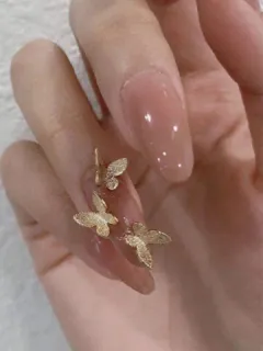 Butterfly Almond Uñas Puntas