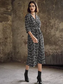 Solapa con estampado integral Cinturón Vestido