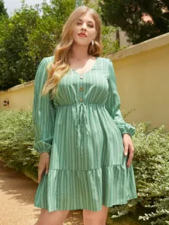 Corbata con estampado de lunares a rayas talla grande Vestido